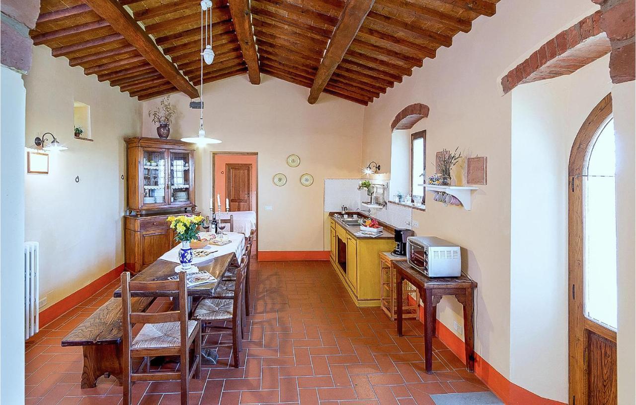 Cozy Home In Cortona With Kitchen Exteriör bild