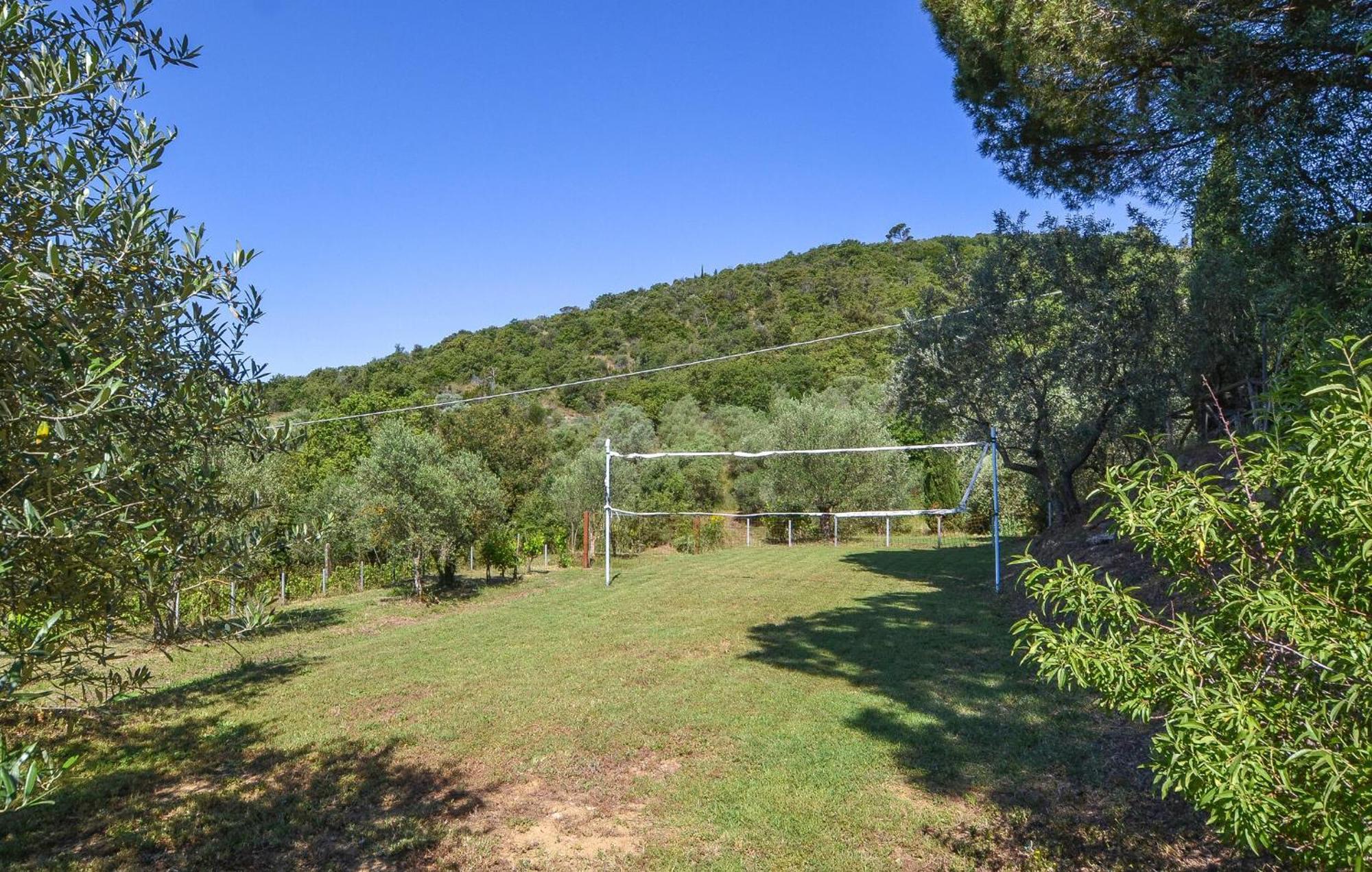 Cozy Home In Cortona With Kitchen Exteriör bild